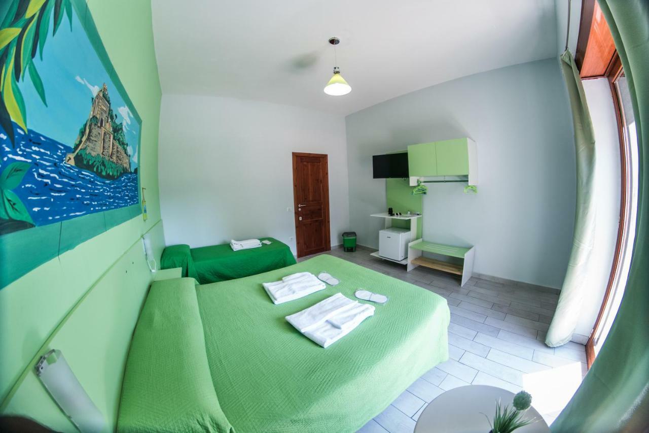 B&B Le Isole Napoli Ngoại thất bức ảnh